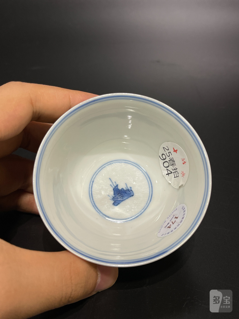清康熙 青花三娘教子图杯 - 图6